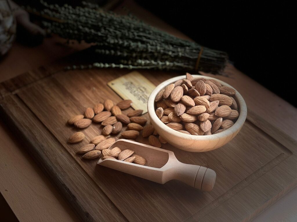 Almond – لوز