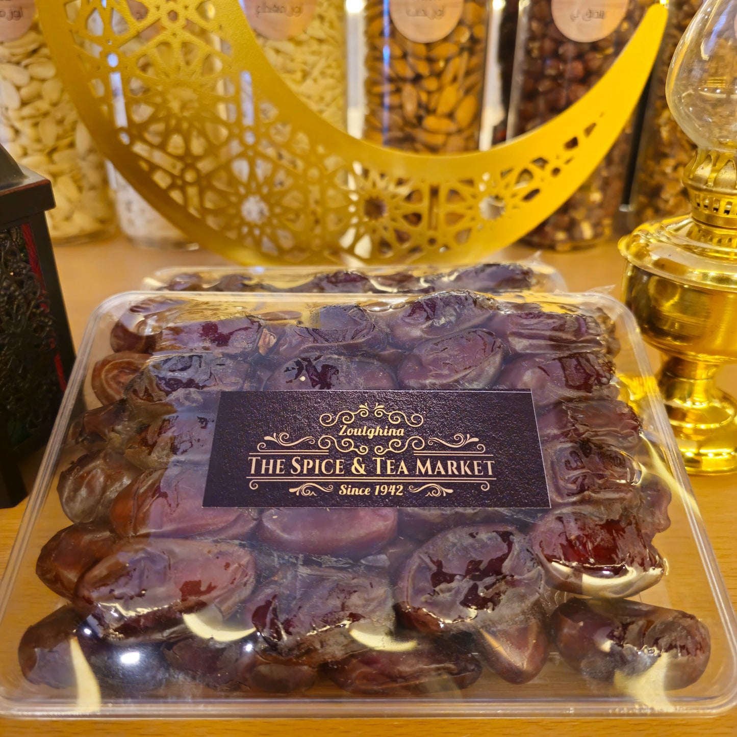 Amber Dates – تمر عنبري