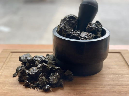 Black Myrrh – صبرة مرة