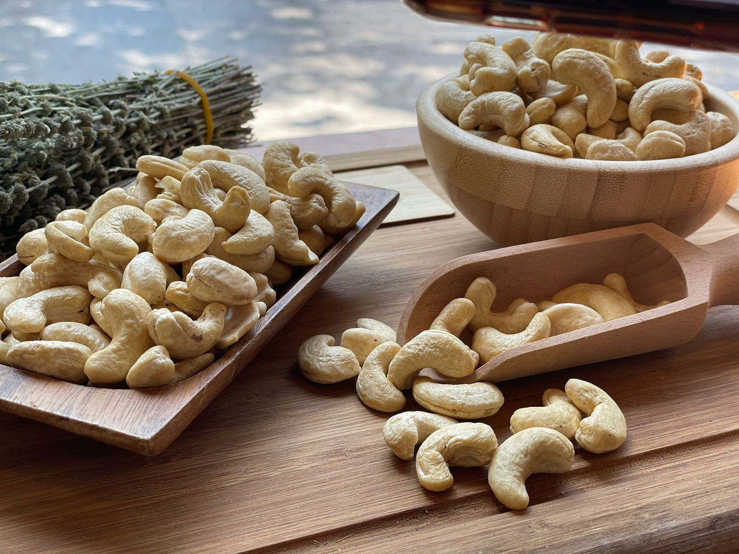 Cashews – كاجو