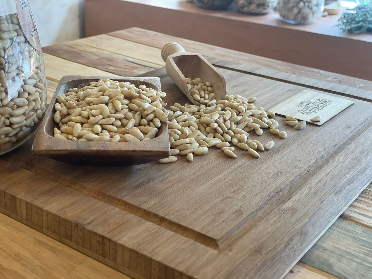 Pine Seeds, Local – صنوبر بلدي