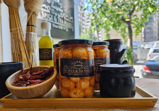 Rolled Labneh Balls with Spicy Red Pepper – لبنة مكبكبة مع الحر الأحمر