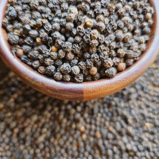 Black Peppercorn, Whole (Organic Product) – بهار أسود حب (منتج عضوي)