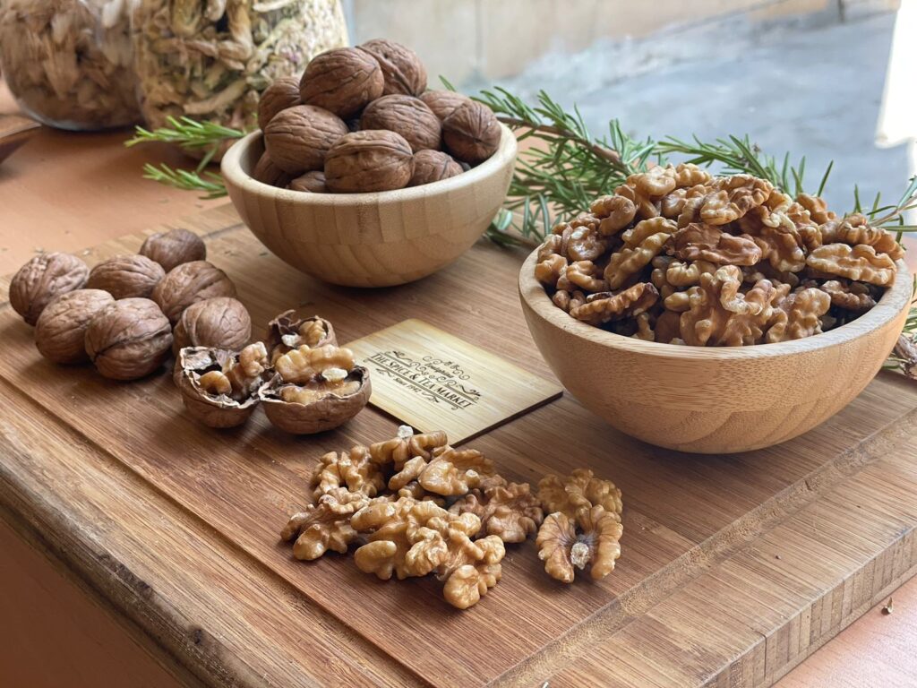 Walnuts, American – جوز أميركي