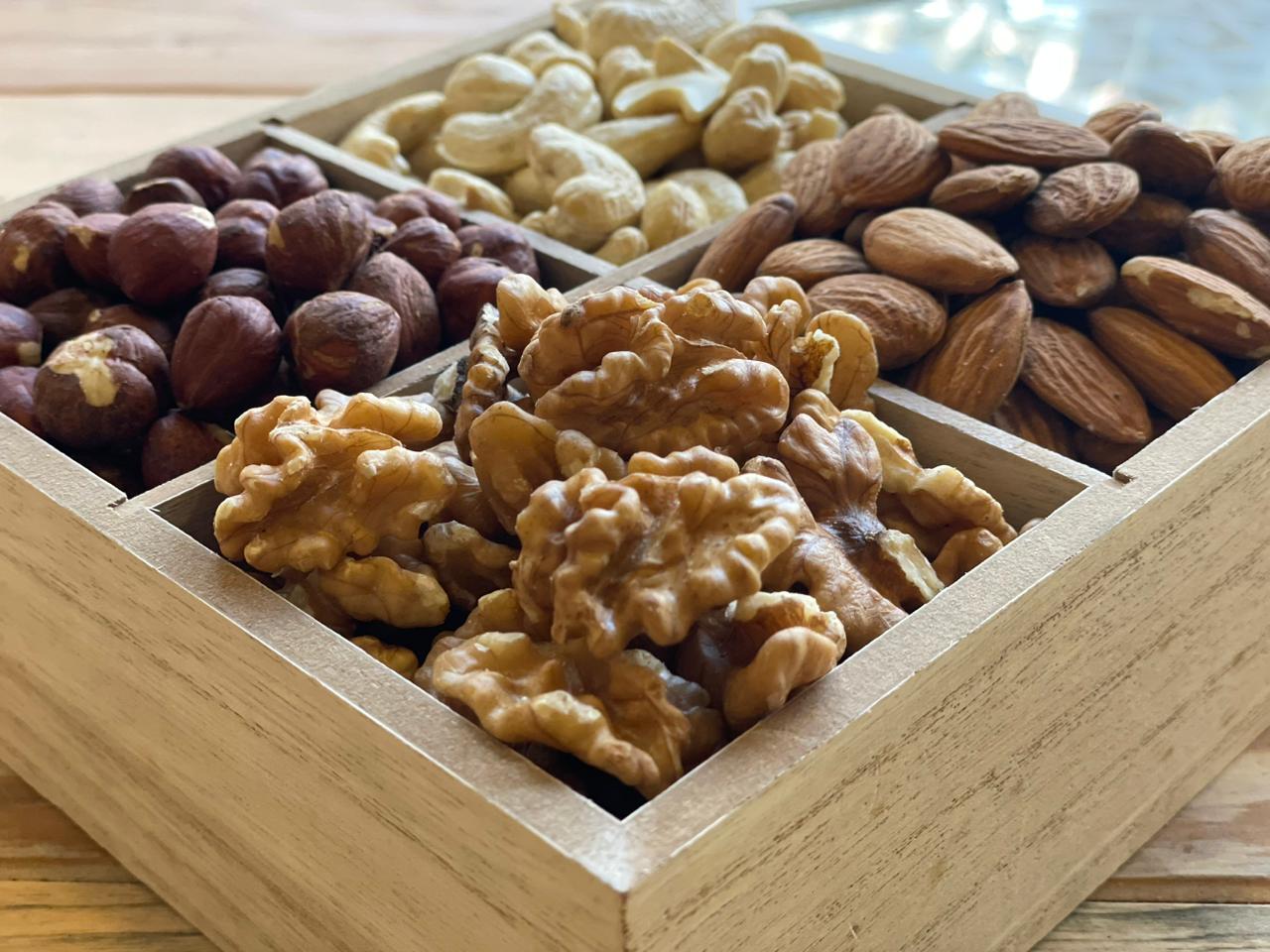 Walnuts, American – جوز أميركي